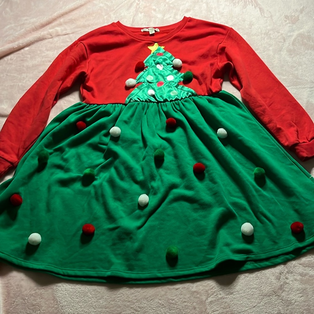 Mad engine girls Christmas dress w light up tree, large child